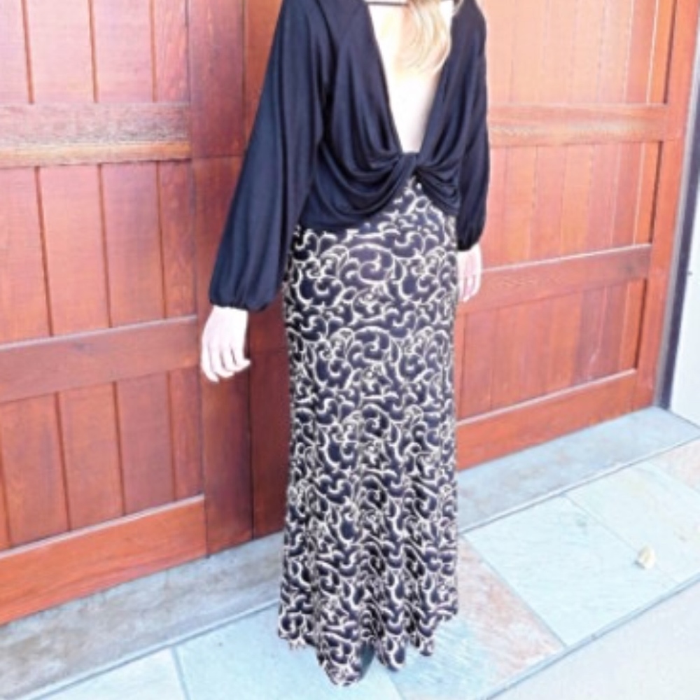 Detailed Maxi Skirt
